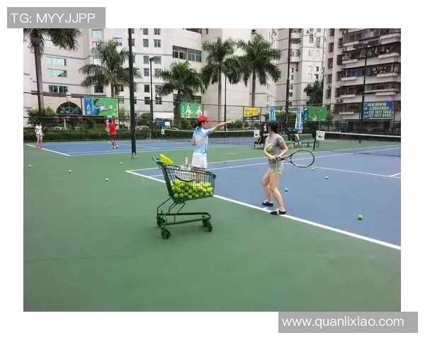 深圳网球队的盯防策略分析与比赛表现的得失探讨